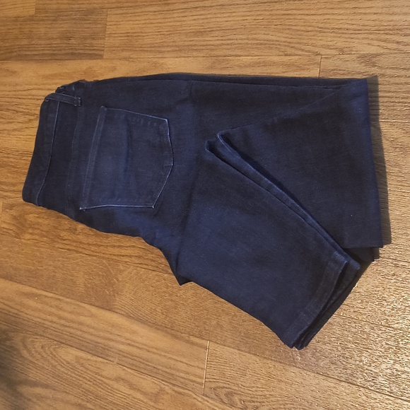 High Rise Skinny - Picture 4 of 4